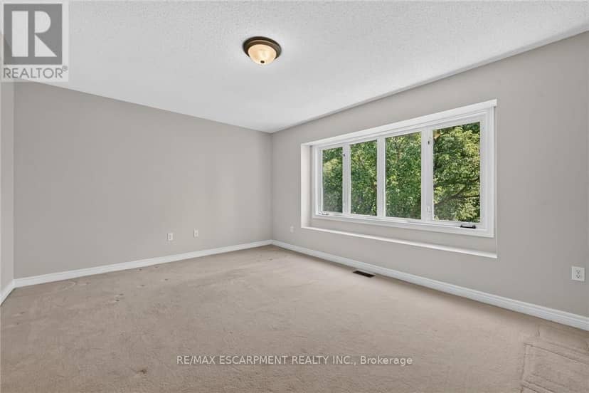 99 - 710 Spring Gardens Road — photo 16 of 38