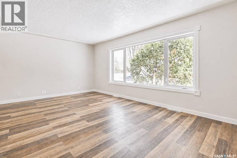 1321 Jubilee AVENUE — photo 2 of 30
