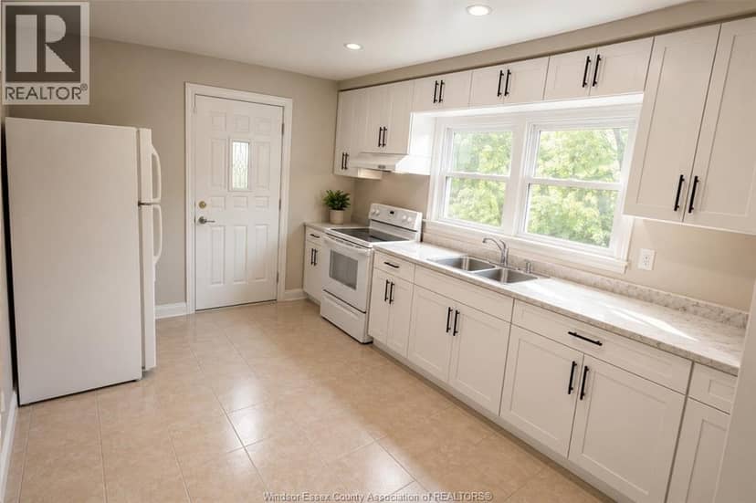 1430 Dougall — photo 4 of 19