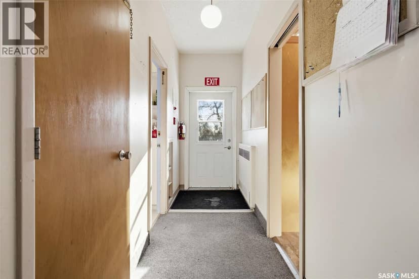 1094 Ursuline DRIVE — photo 33 of 40