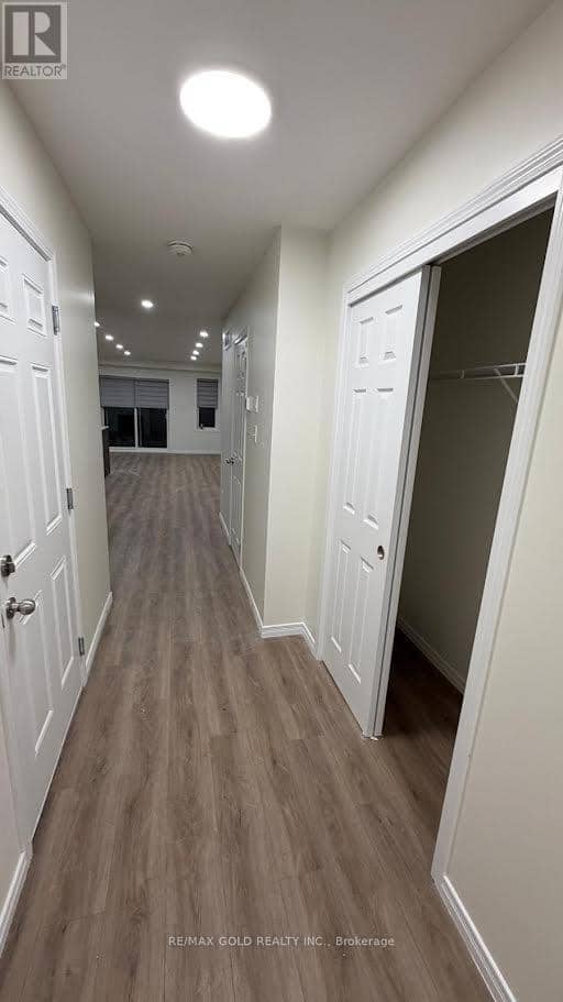 5 West Mill Street — photo 15 of 40