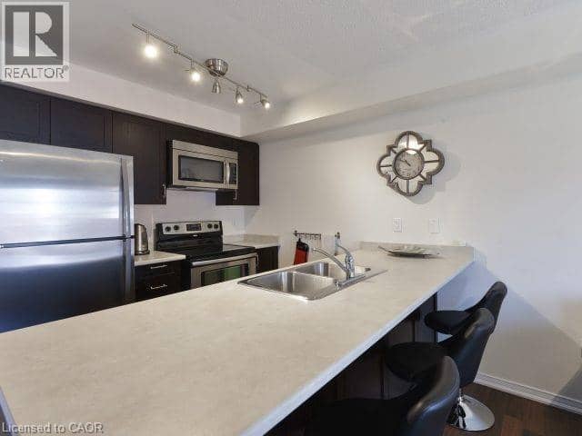 129 ISAAC DEVINS Boulevard Unit# 7 — photo 9 of 25