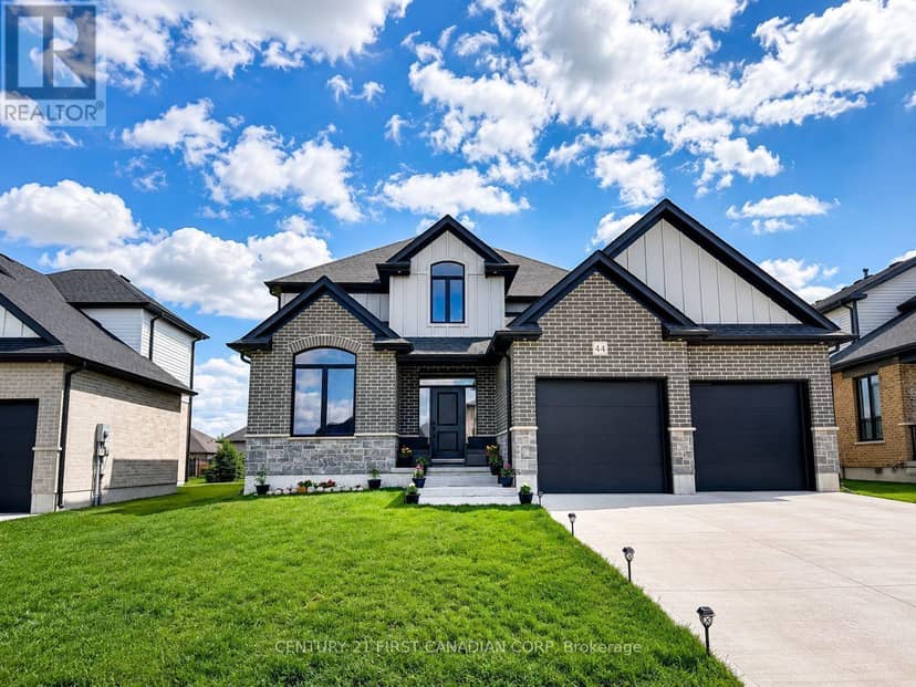 44 Kelly Drive — photo 1 of 22