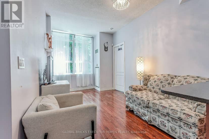#202 - 33 Elm Drive W — photo 7 of 26
