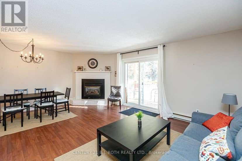 90 - 127 Alfred Street W — photo 16 of 40