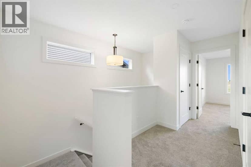 215 Belvedere Avenue SE — photo 20 of 37