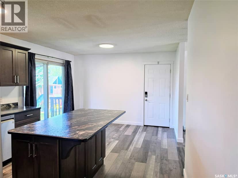508 Mayer STREET — photo 10 of 40