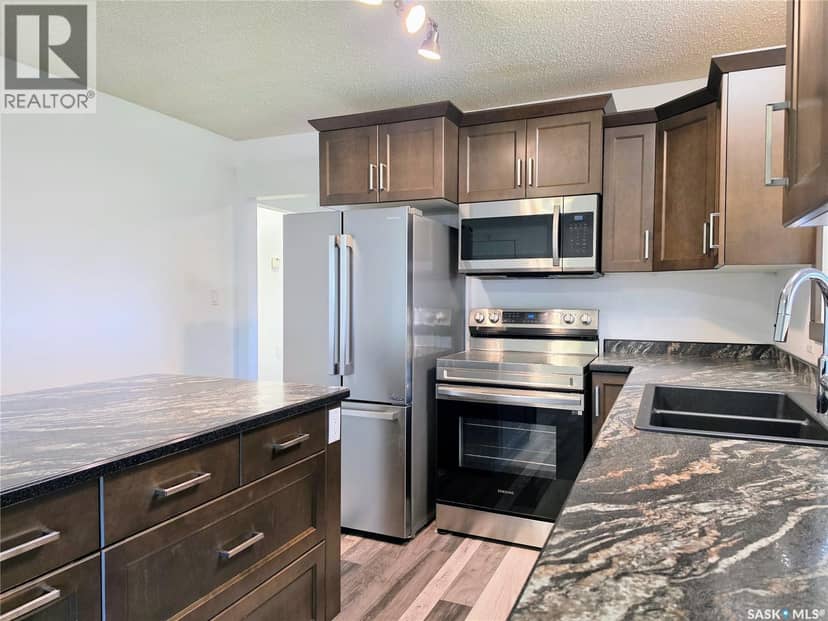 508 Mayer STREET — photo 11 of 40