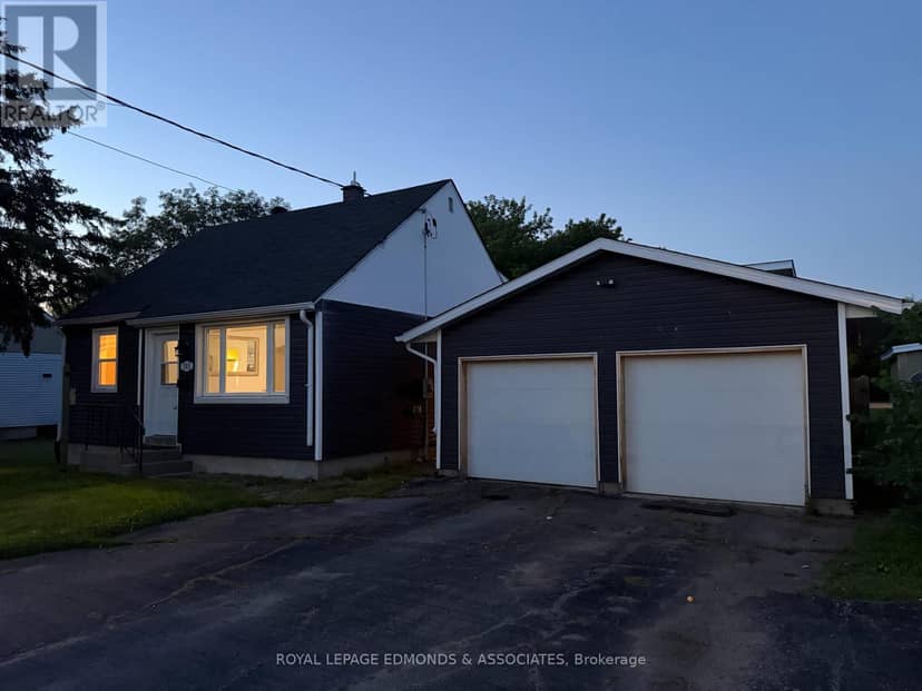 311 Julien Street — photo 2 of 40