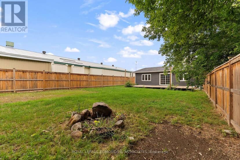 311 Julien Street — photo 36 of 40
