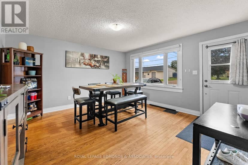 311 Julien Street — photo 9 of 40