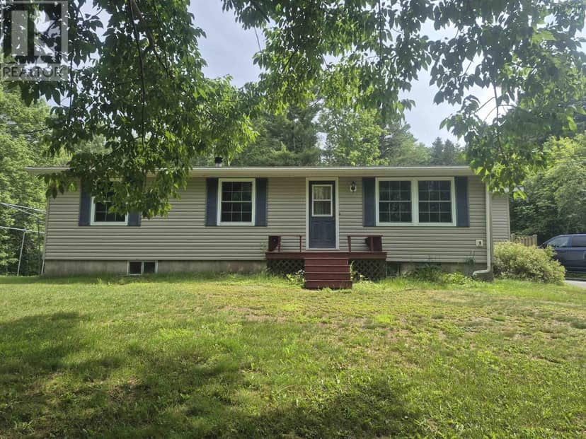 1815 Northwest Road, Blockhouse, photo 2