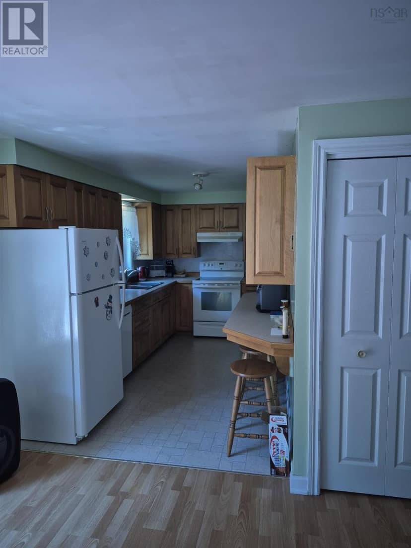 1815 Northwest Road — photo 25 of 39
