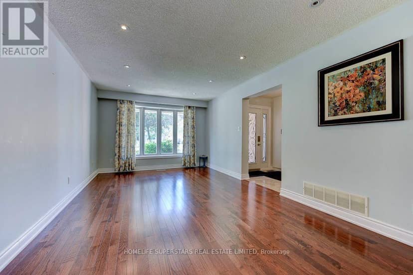 868 Kowal Drive — photo 2 of 40