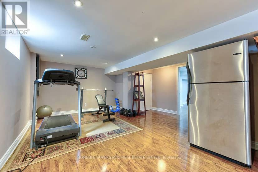 868 Kowal Drive — photo 38 of 40