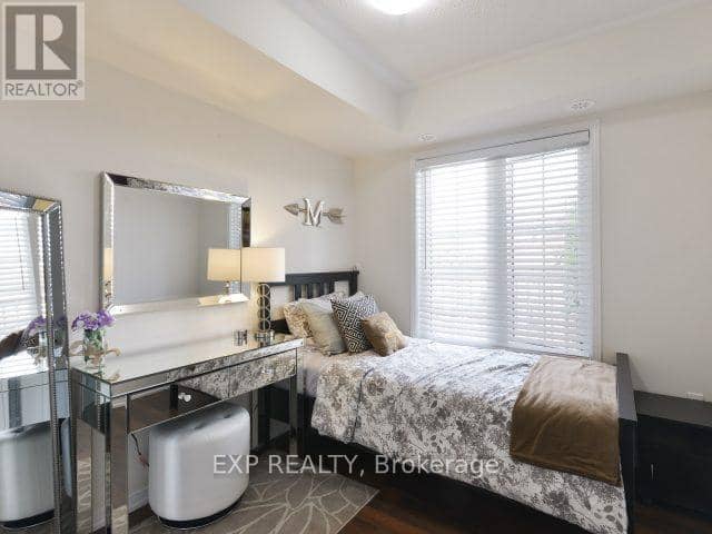 7 - 129 Isaac Devins Boulevard — photo 15 of 25