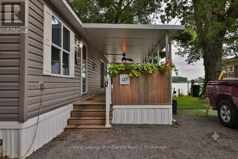 Unit #127 - 1024 County Road 12, Prince Edward County, photo 3
