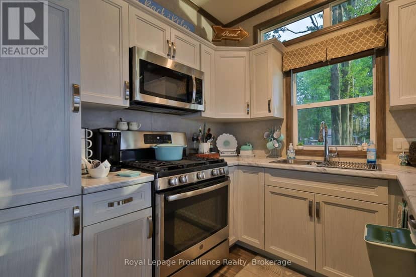Unit #127 - 1024 County Road 12, Prince Edward County, photo 8