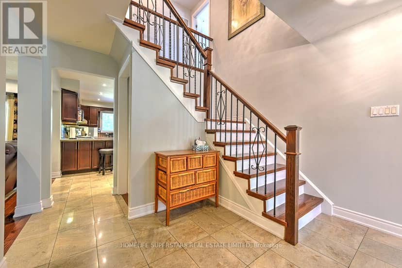 868 Kowal Drive — photo 16 of 40