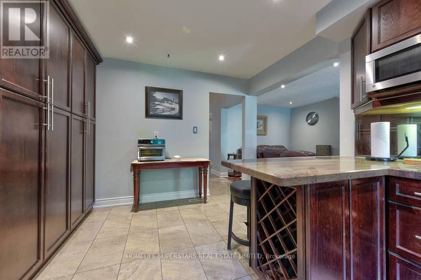868 Kowal Drive — photo 7 of 40