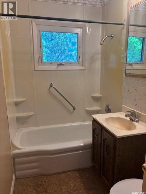 722 1st STREET — photo 10 of 34