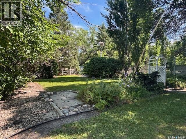 722 1st STREET — photo 21 of 34