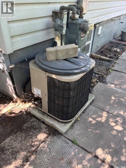 722 1st STREET — photo 31 of 34