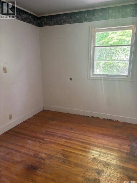 722 1st STREET — photo 9 of 34