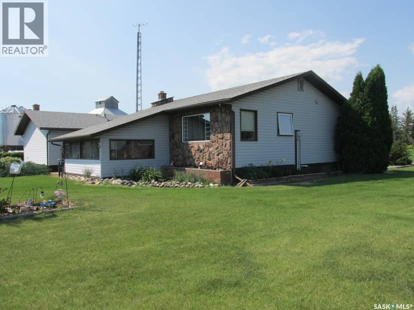 Koehnlein Acreage, Torch River Rm No. 488, photo 3