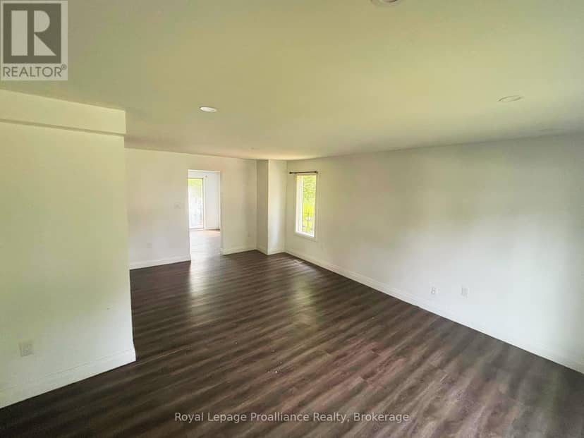 18 Ritchie Avenue — photo 3 of 19