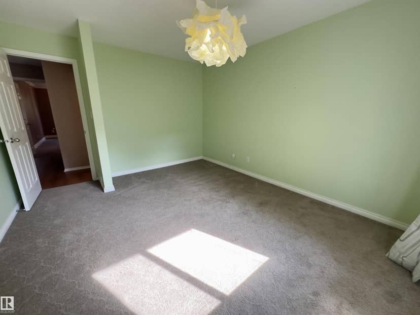 #48 6608 158 AV NW — photo 38 of 40