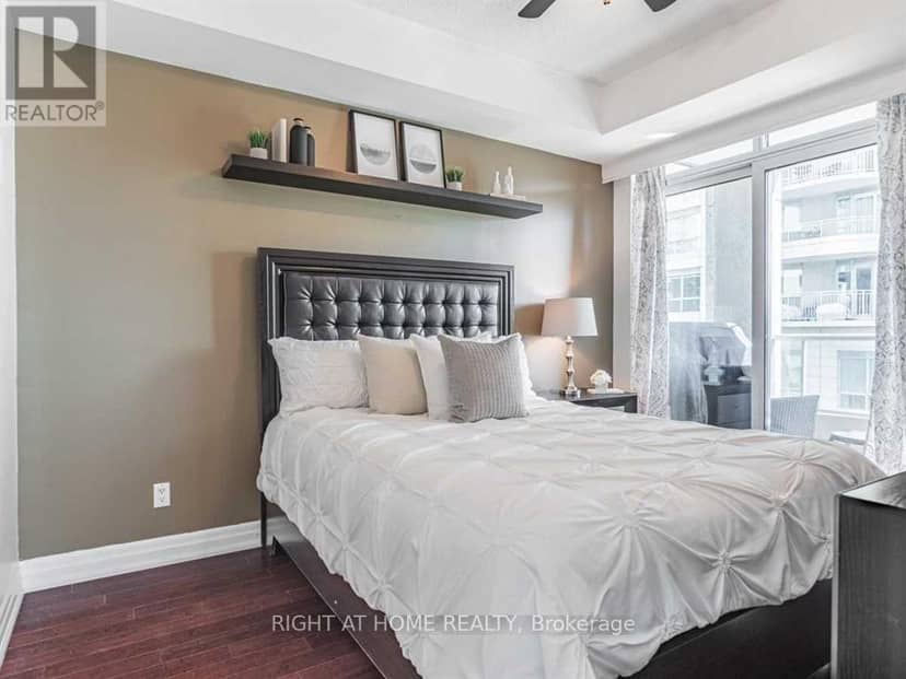 207 - 2087 Lake Shore Boulevard — photo 11 of 26