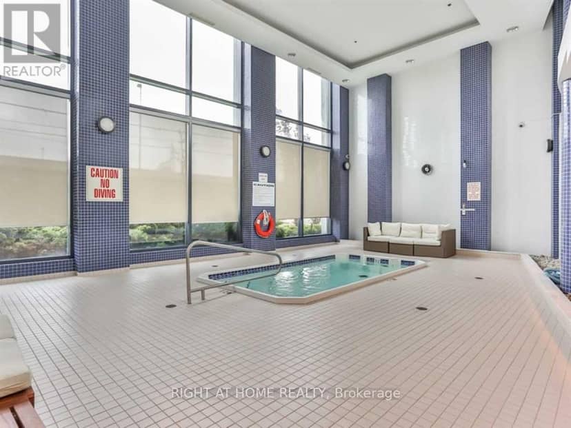 207 - 2087 Lake Shore Boulevard — photo 25 of 26