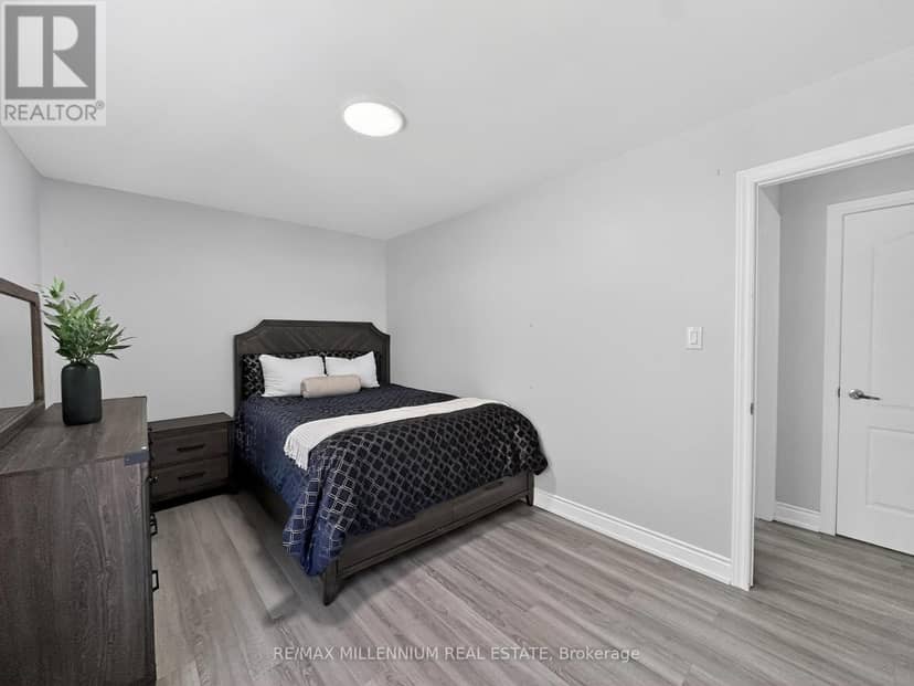 19 Cardwell Street — photo 17 of 30