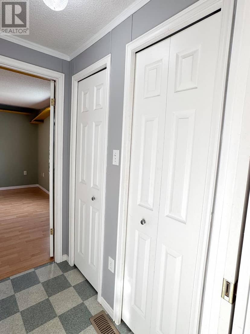2308 MAPLPEWOOD Road — photo 14 of 17