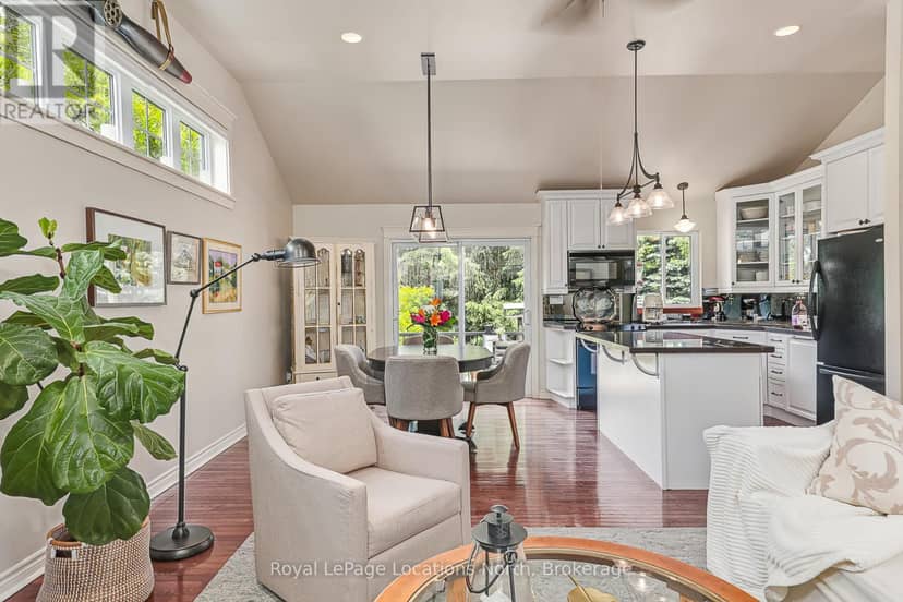 8366 Poplar Side Road, Clearview, photo 8