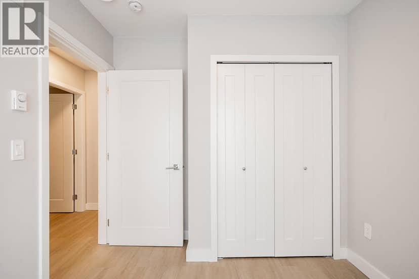 304 3050 KINGSWAY, Vancouver, photo 8