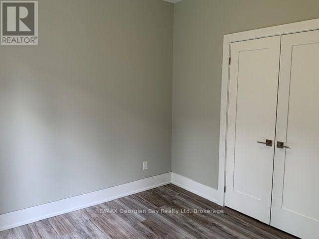 5 Oakwood Avenue N — photo 7 of 37