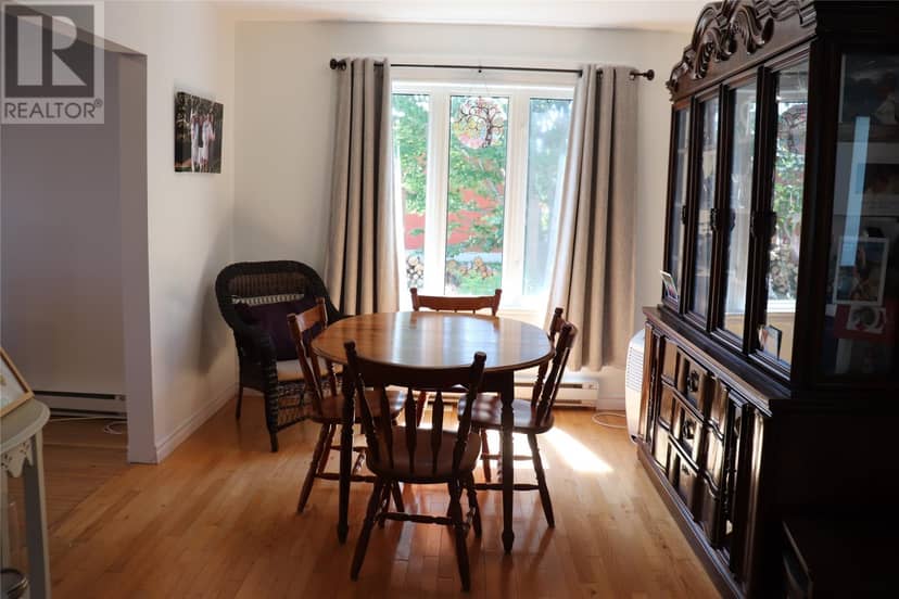 204 Main Road — photo 7 of 13