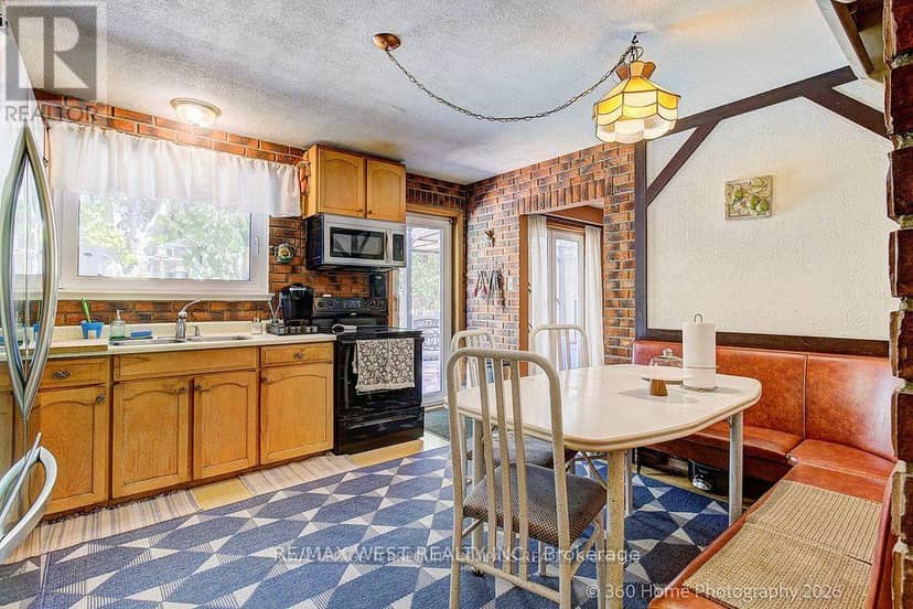 1583 Otterby Road — photo 4 of 28