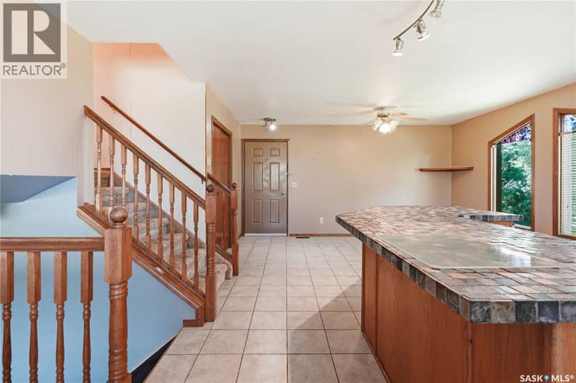 218 Main STREET — photo 7 of 40