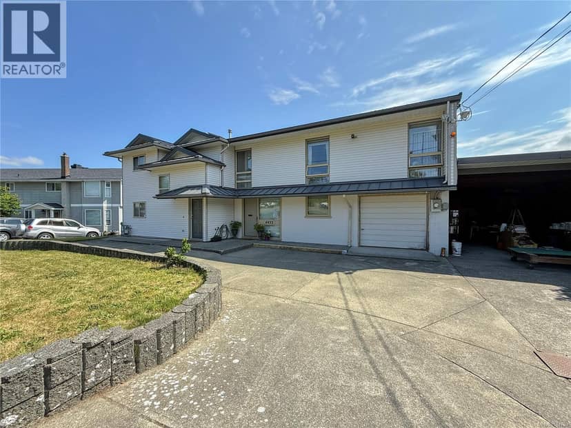 4453 Barclay Rd, Campbell River