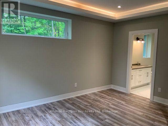 5 Oakwood Avenue N — photo 20 of 37