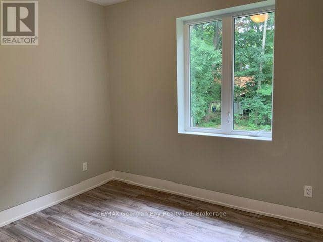 5 Oakwood Avenue N — photo 28 of 37