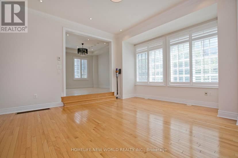 1 Mackenzie's Stand Avenue — photo 10 of 40