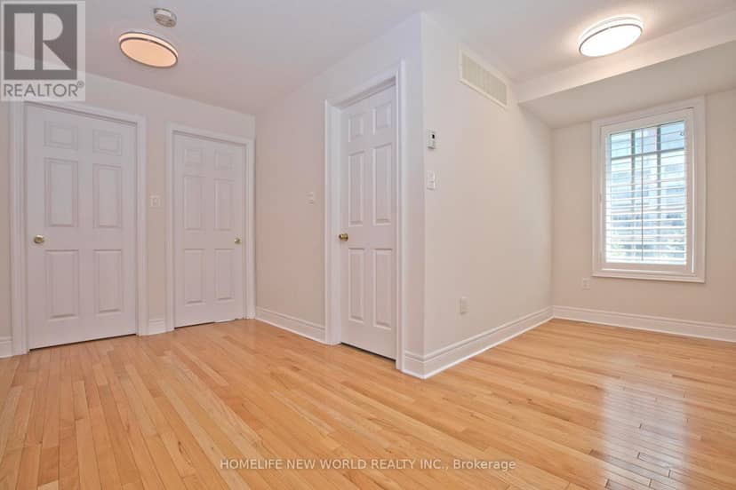 1 Mackenzie's Stand Avenue — photo 26 of 40