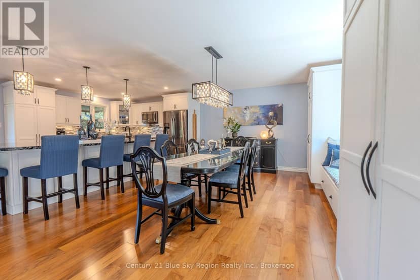 731 Macpherson Drive — photo 5 of 40