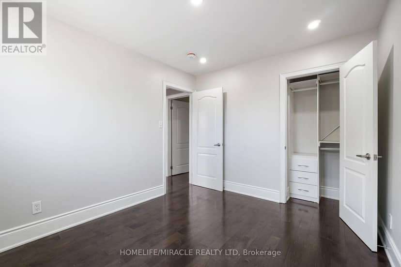 70 Cockburn Drive — photo 14 of 32
