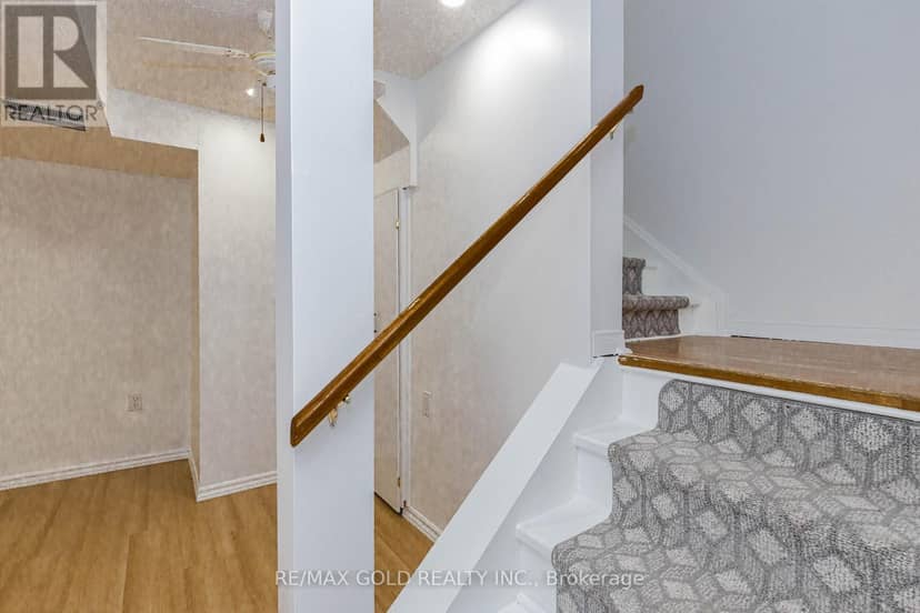 52 Wickstead Court — photo 32 of 40