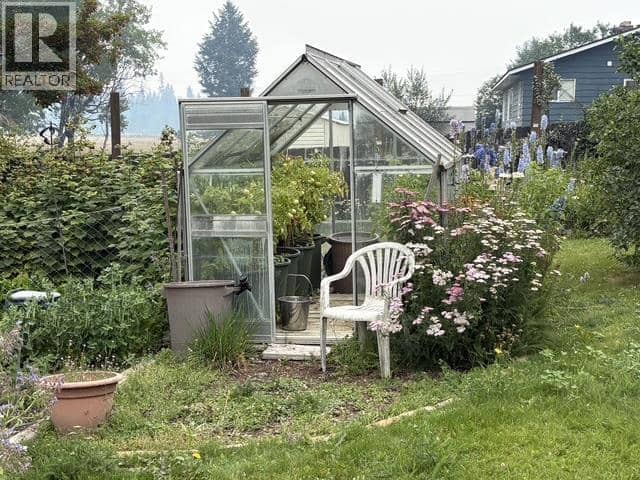 404 N BIRCH AVENUE, 100 Mile House, photo 6